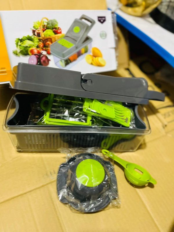 12 In 1 Multifunctional Vegetable Slicer